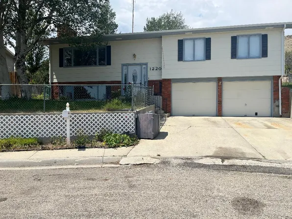 1220 Norma Dr, Buffalo, WY 82834