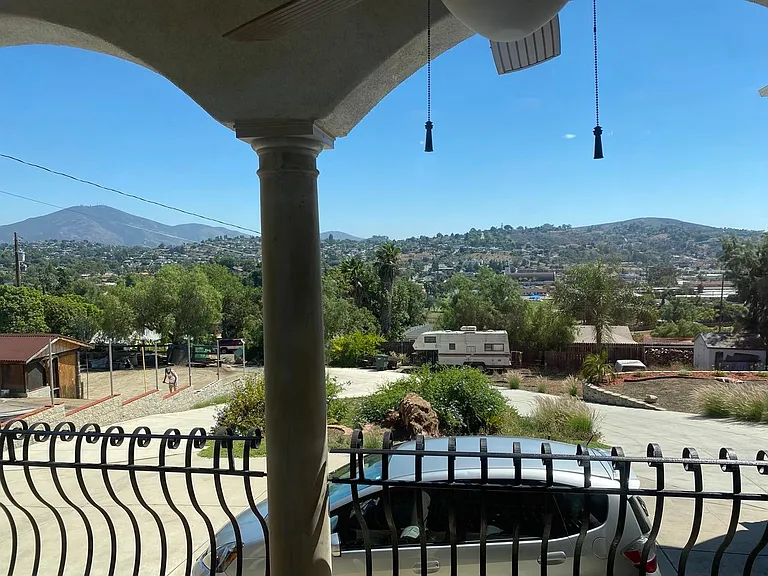 9820 Estrella Dr — Photo 8