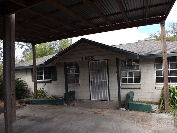 2nd image of 1918 E Bayshore Dr