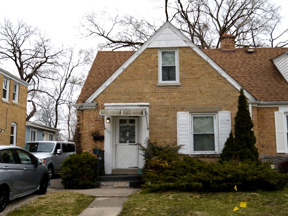 2nd image of 1827 Linden St