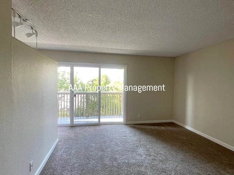 4370 Eagle Peak Rd #D — Photo 15