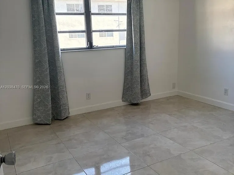 541 Blue Heron Dr #215 — Photo 4