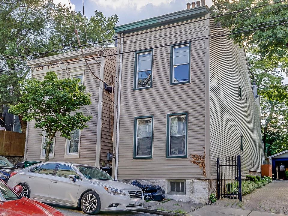 THE UPDATED APARTMENT IS IN THE HEART OF THE DOWNTOWN MT ADAMS AREA