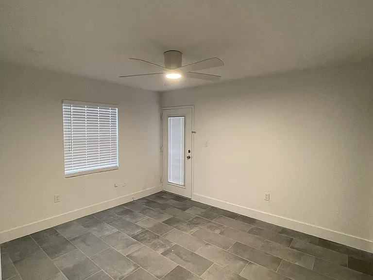 106 Columbia Dr #A12 — Photo 8
