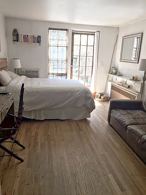 Rented by Buchbinder & Warren | media 19