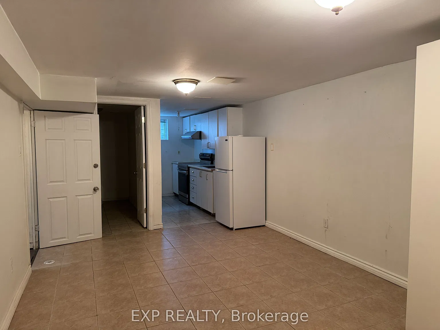 5 bed, $1,700 — Photo 4