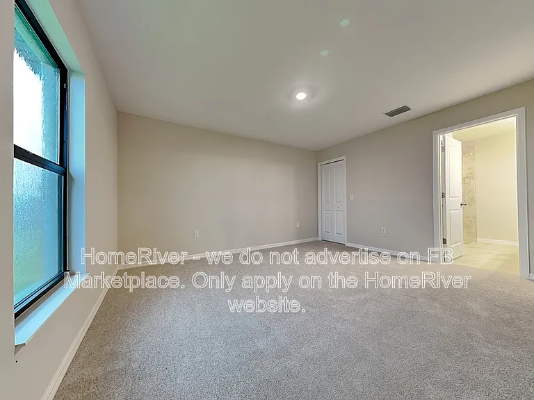 1730 NW 6th Pl — Photo 9