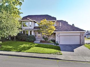 17840 NW Elk Meadow Ln, Portland, OR 97229