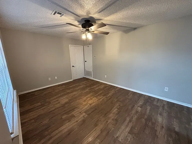 3401 SW Landau Ct #1 & 2 — Photo 11