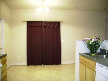5th image of 46013 W Westbury Blvd