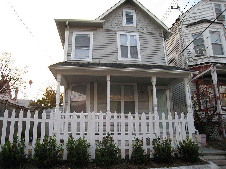 1st image of 903 Emory St