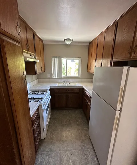 4452 Louisiana St #6 — Photo 3