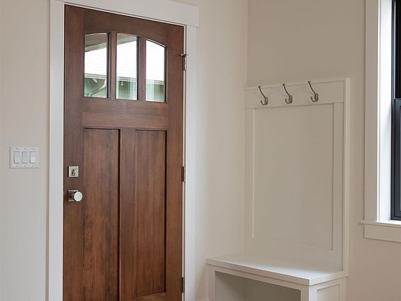 5th image of 1714 Strong Rd SE