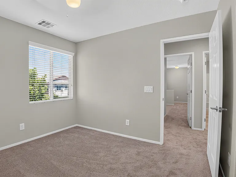 10643 Forum Peak Ln — Photo 29