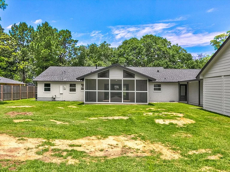 4615 Barton Ln — Photo 29