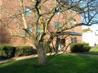 258 Main St APT 17, North Reading, MA 01864