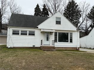 9516 Alexander Rd, Garfield Heights, OH 44125