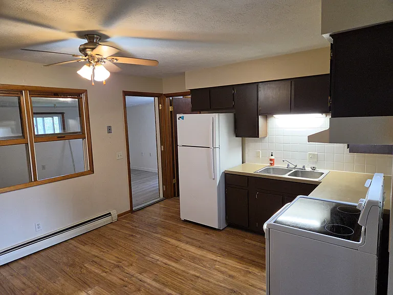 3312 Myers St NW — Photo 6