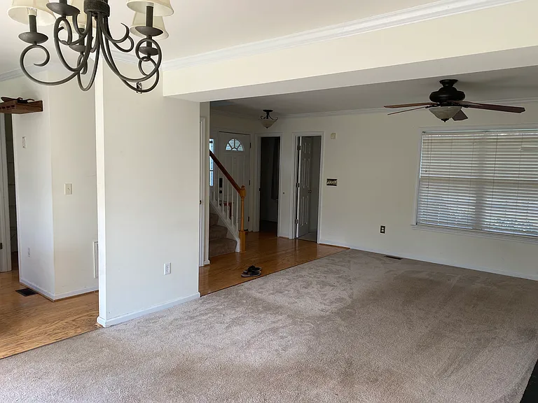 1532 Primrose Ln — Photo 16