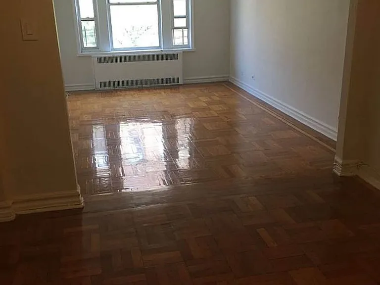 75-09 Austin St #3A — Photo 1
