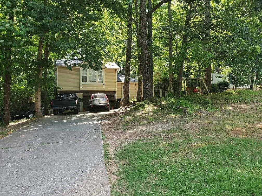 1375 Iron Gate Blvd photo 1