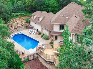 9093 Alger Ct, Inver Grove Heights, MN 55077