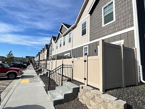 2nd image of 6002 S Jessenia Ln
