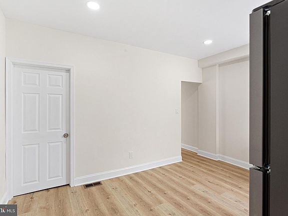 4th image of 5810 Wakefield St