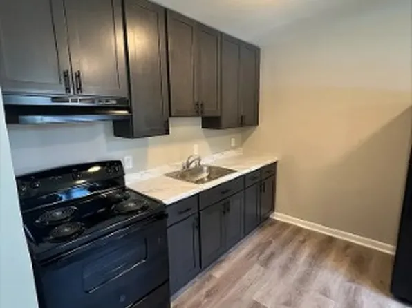 99 Regional Dr #2, Penns Grove, NJ 08069