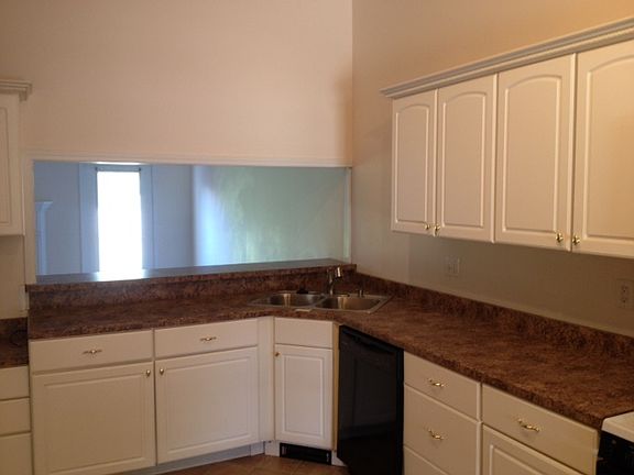 4th image of 460 W Quail Roost Ct