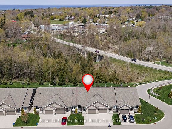 3rd image of 552 Durham St #25