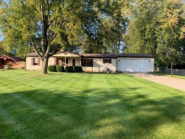 1st image of 23551 Linden Dr
