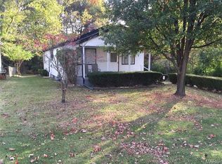 10728 Thorpe Ave, Saint Louis, MO 63114