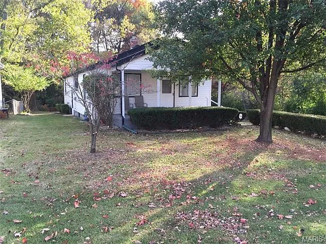 10728 Thorpe Ave photo 1