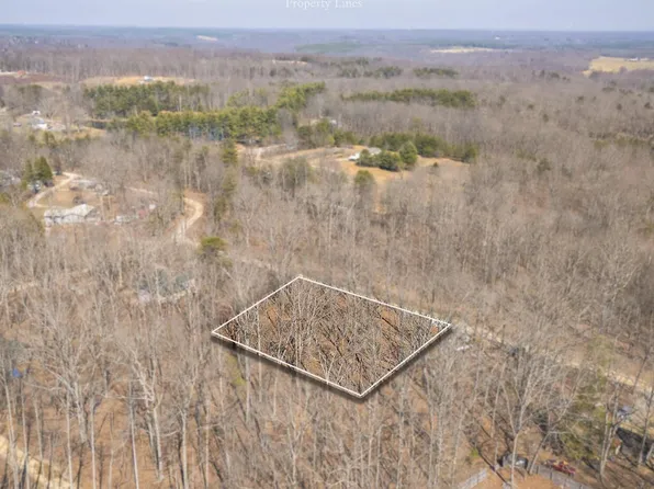 282 Morgan Cir, Crossville, TN 38572
