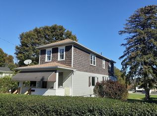 1077 N Vine St, Hazle Township, PA 18202