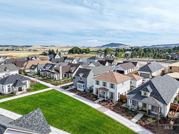 2nd image of 1470 Picotee Circle Birchwood