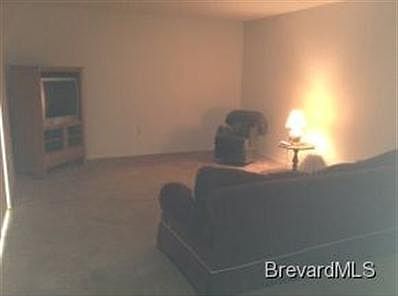 5th image of 1788 S Park Ave