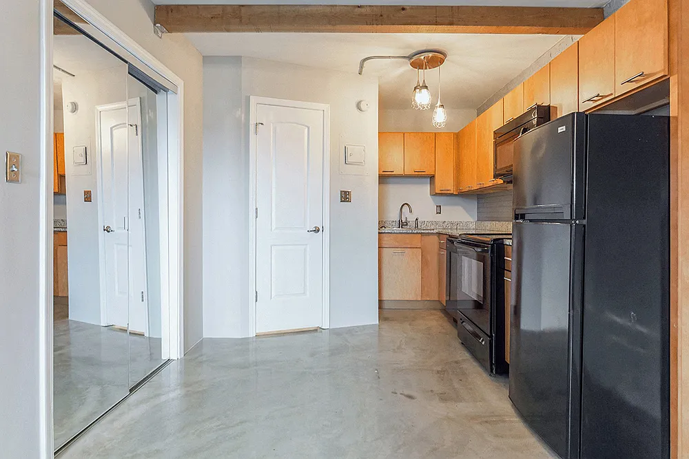 Steel City Flats — Photo 1