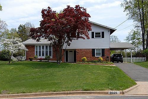 1st image of 3921 Forest Grove Dr