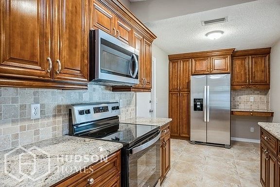 3rd image of 5001 Landsman Ave