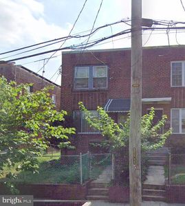 5709 6th St NE, Washington, DC, 20011