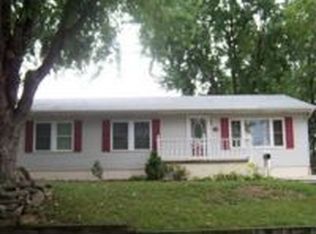 5 Lavern Ave, Lansdowne, MD 21227