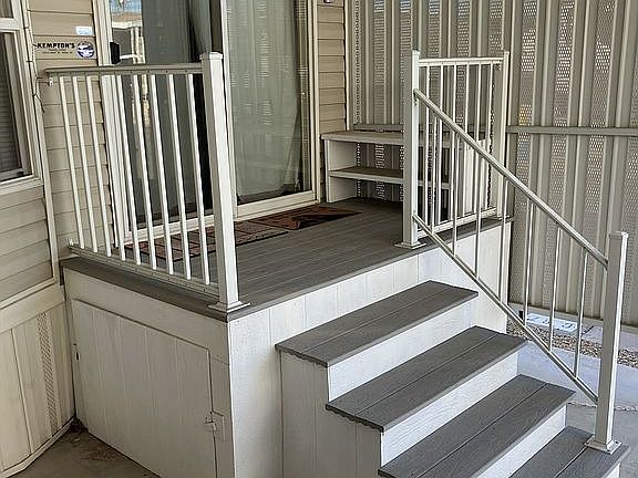 5th image of 3020 E Main St #C87