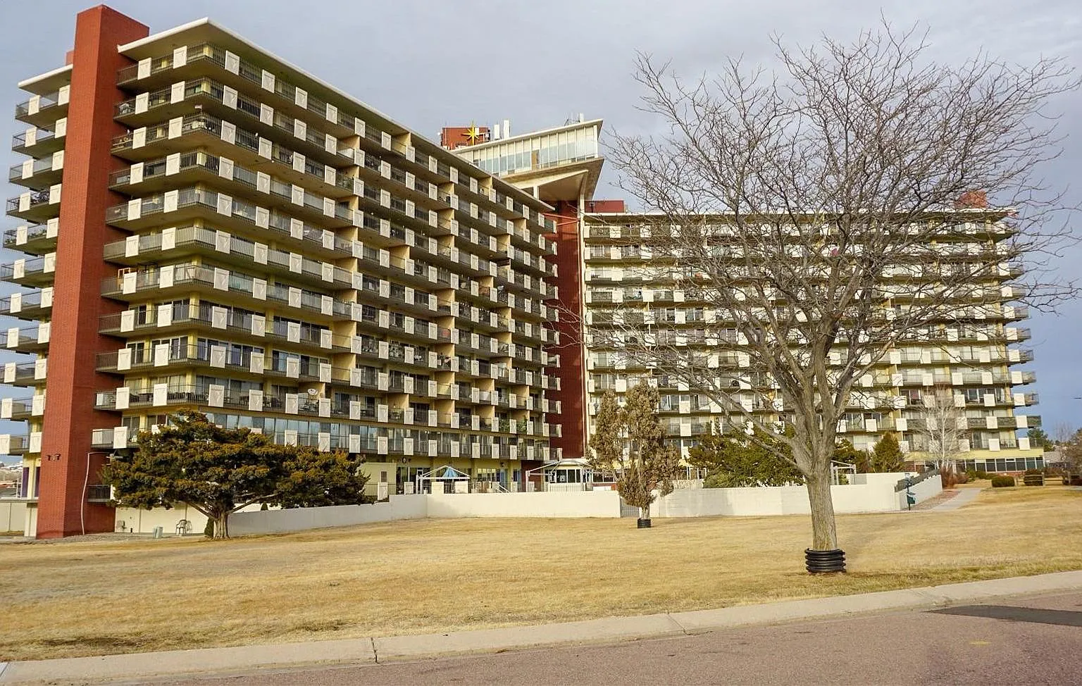Beautiful 1 Bed 1 Bath Condo — Photo 1