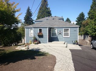 4014 SW 98th St, Seattle, WA 98136