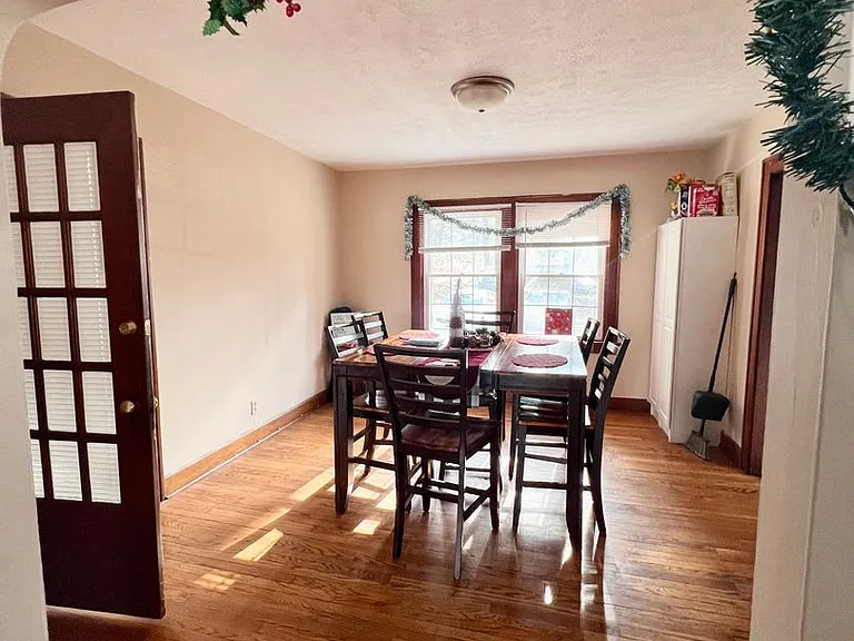 1302 E Hunter Ave — Photo 6