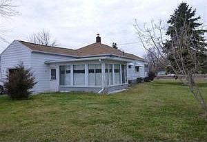 1st image of 83 River Trail Dr