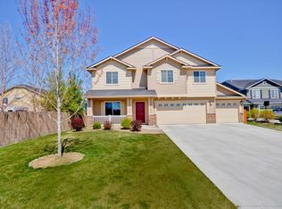 228 E Carver Dr, Meridian, ID 83646