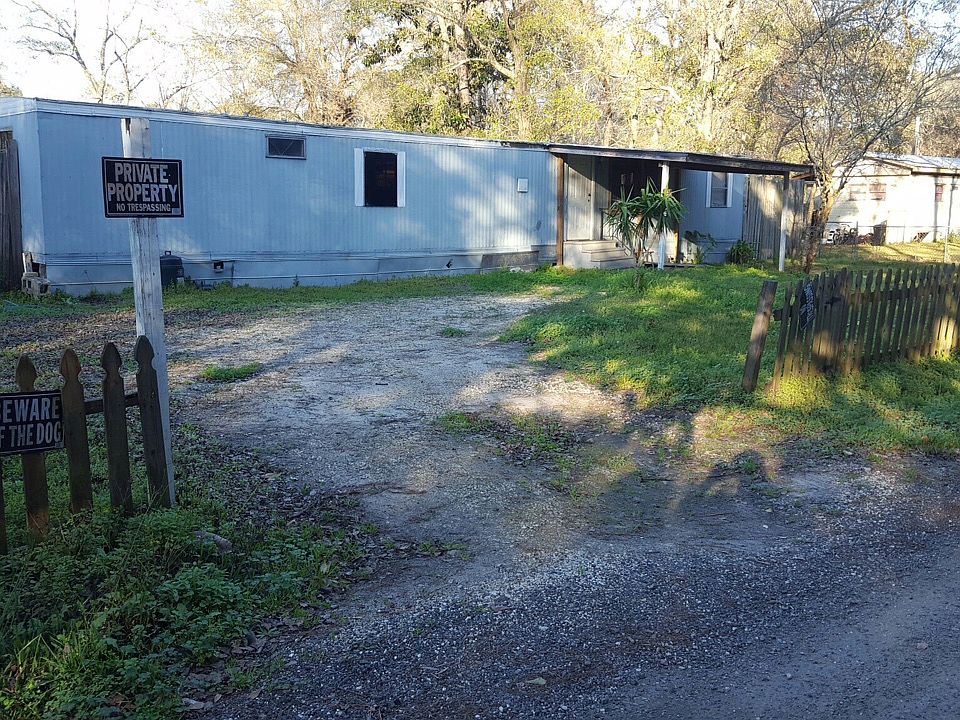 2nd image of 5845 Coffey Ln